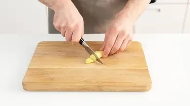 Maggi Kochratgeber Ingwer vorbereiten