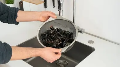 Maggi Kochratgeber Muscheln vorbereiten