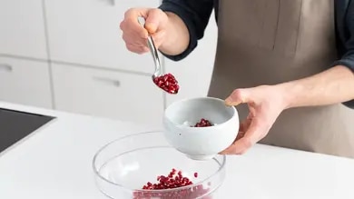 maggi-kochratgeber-granatapfelkerne-entfernen-step-3