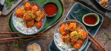 Sesam Hähnchen mit Reis