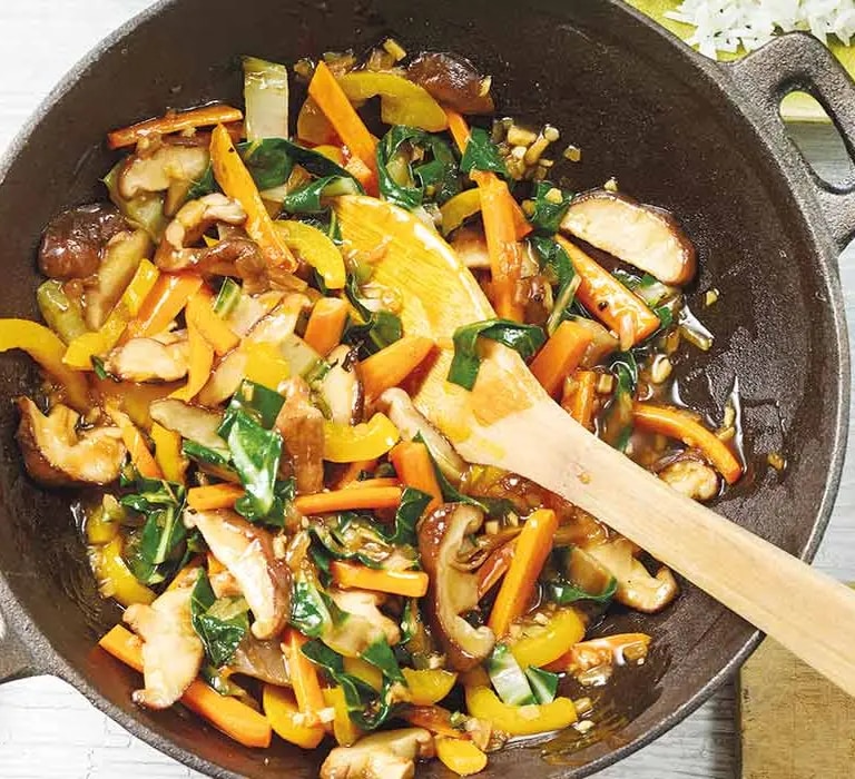 maggi-artikel-neujahrs-challenge-eins-shiitake_mangold_wok