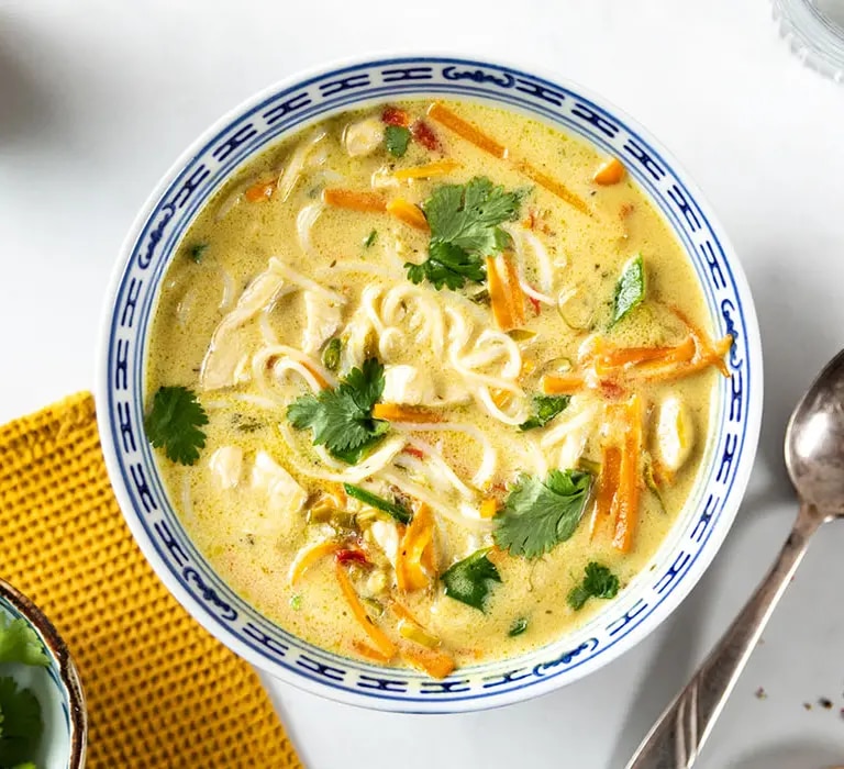 Thai Kokos-Suppe mit Hähnchen Rezeptbild