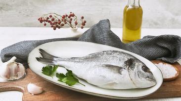 Frischen Fisch ausnehmen: So gelingt es dir ganz einfach