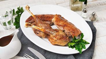 Gans zubereiten: Tipps und Tricks für ein Festtagsessen