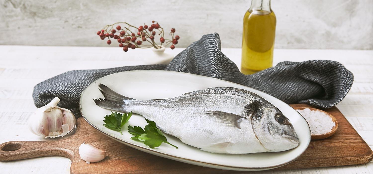 Maggi Kochratgeber frischen Fisch ausnehmen
