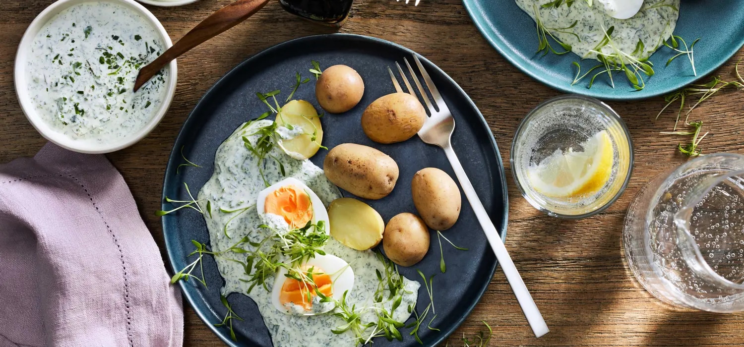 Rezeptbild von grüner Soße mit Eiern und Kartoffeln