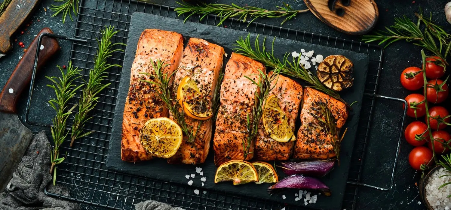 Lachs auf Rost im Ofen gebacken