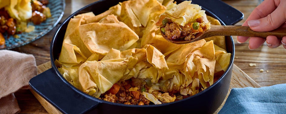 MAGGI Gemüse Hack Auflauf mit Filoteig