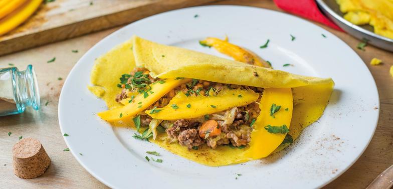 Asiatische Pfannkuchen mit Hack-Erdnuss-Füllung