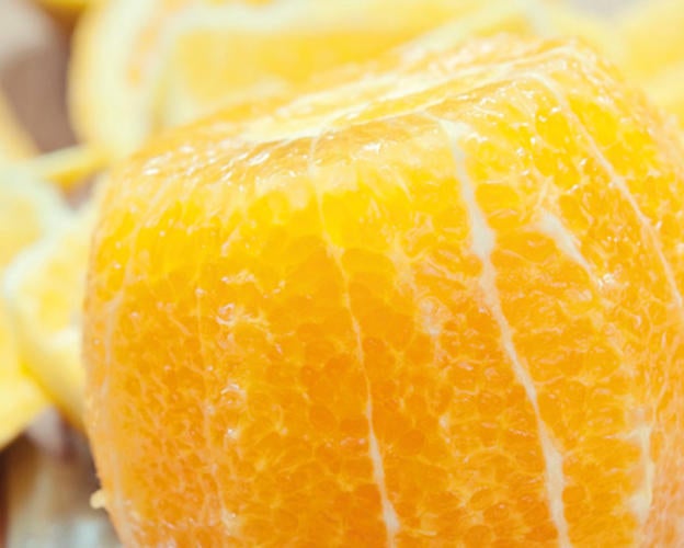 Eine filitierte Zitrusfruch