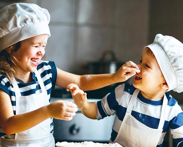 maggi-artikel-kinderkochkurs-mehl-spass