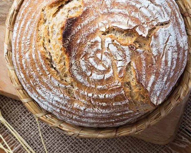 Maggi Kochratgeber Header Brot backen 
