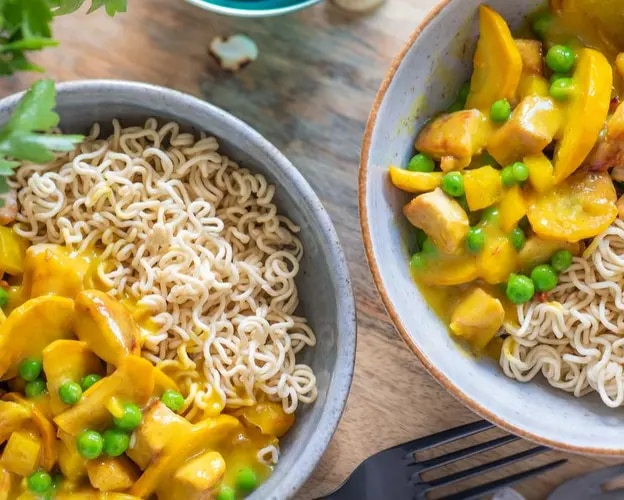 Hähnchen Curry Bowl