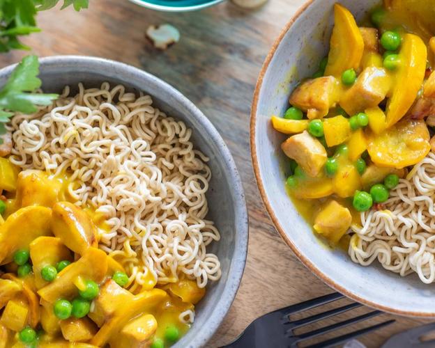 Hähnchen Curry Bowl