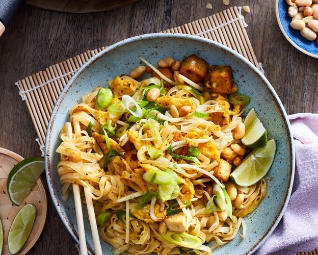 Reisbandnudeln mit Tofu (Pad Thai-Style)