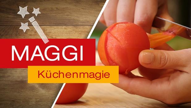 Tomaten schneiden und häuten