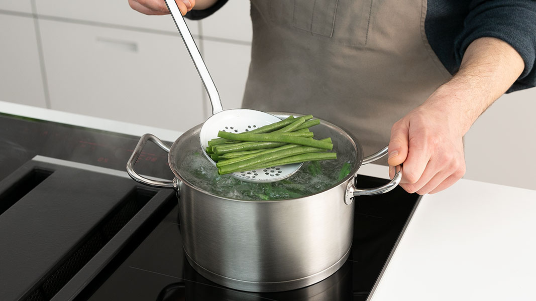 Maggi Kochratgeber grüne Bohnen putzen