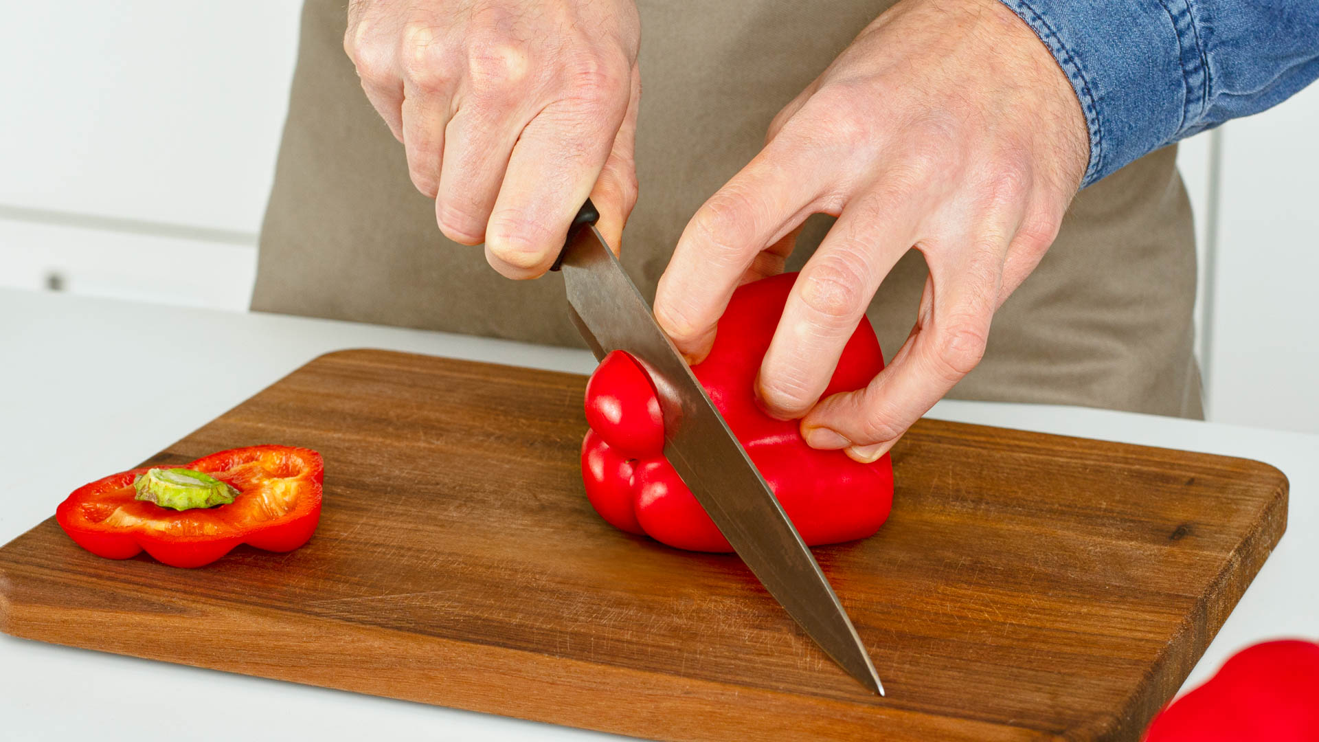 Paprika richtig schneiden