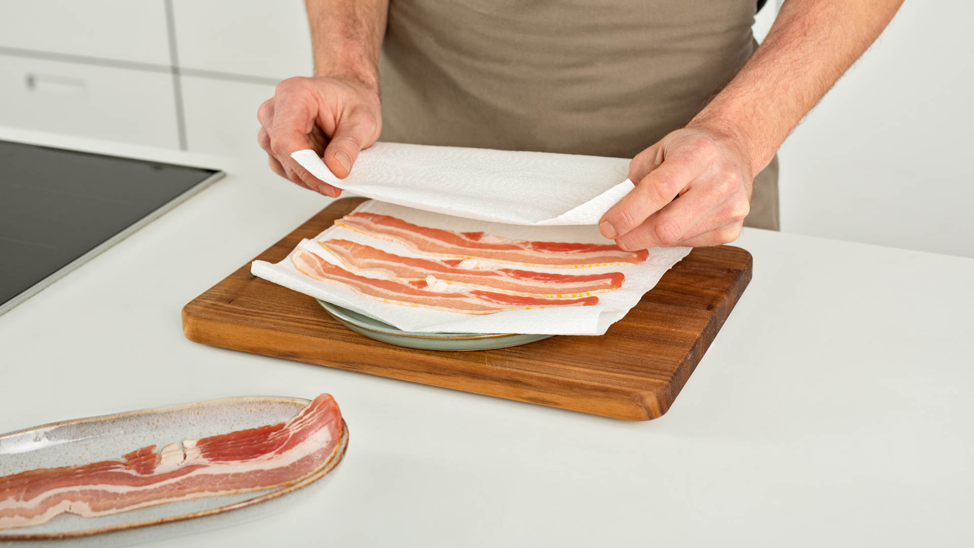 Step-Bild-Bacon-Mikrowelle