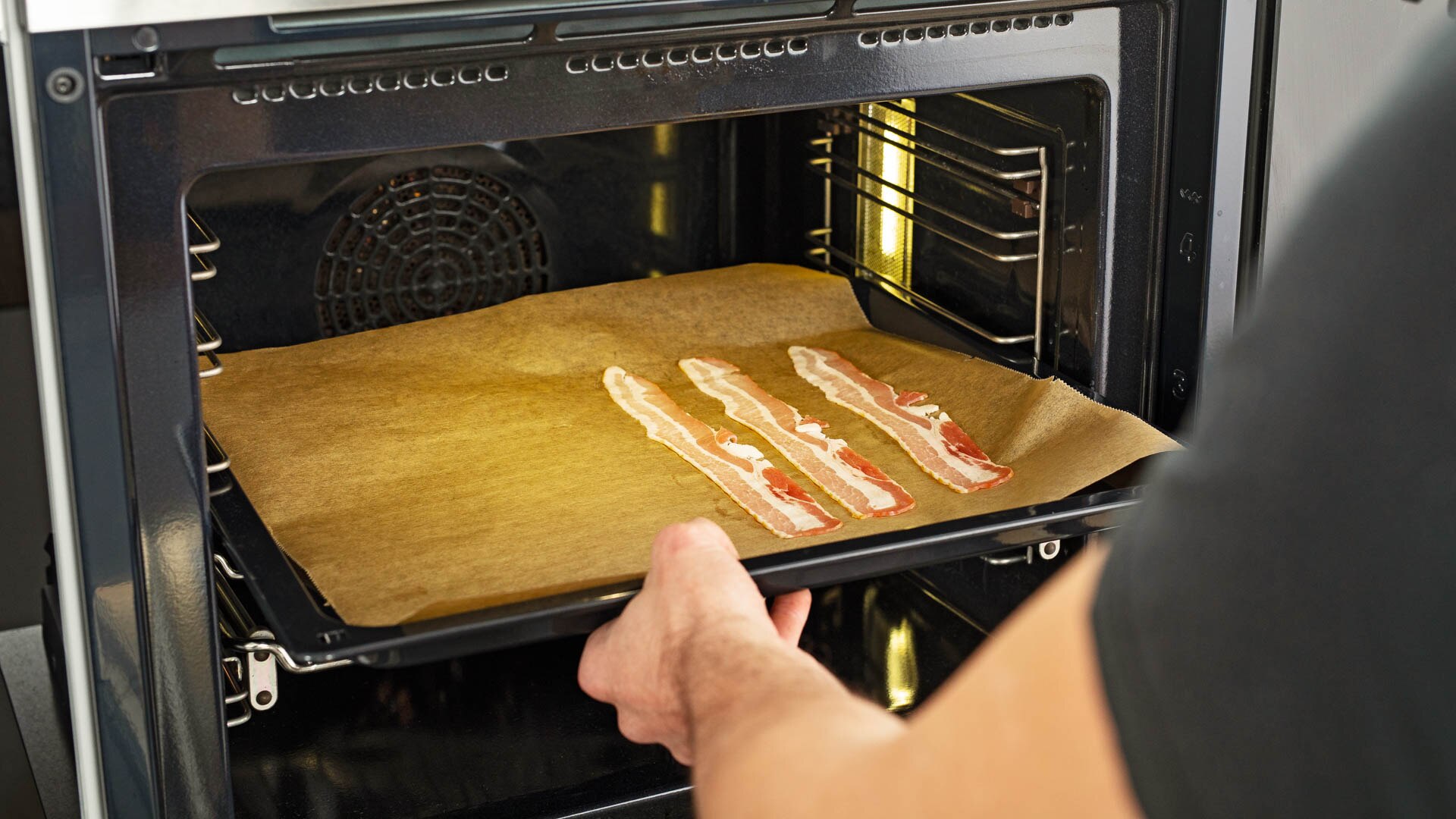Step-Bild-Bacon-Mikrowelle
